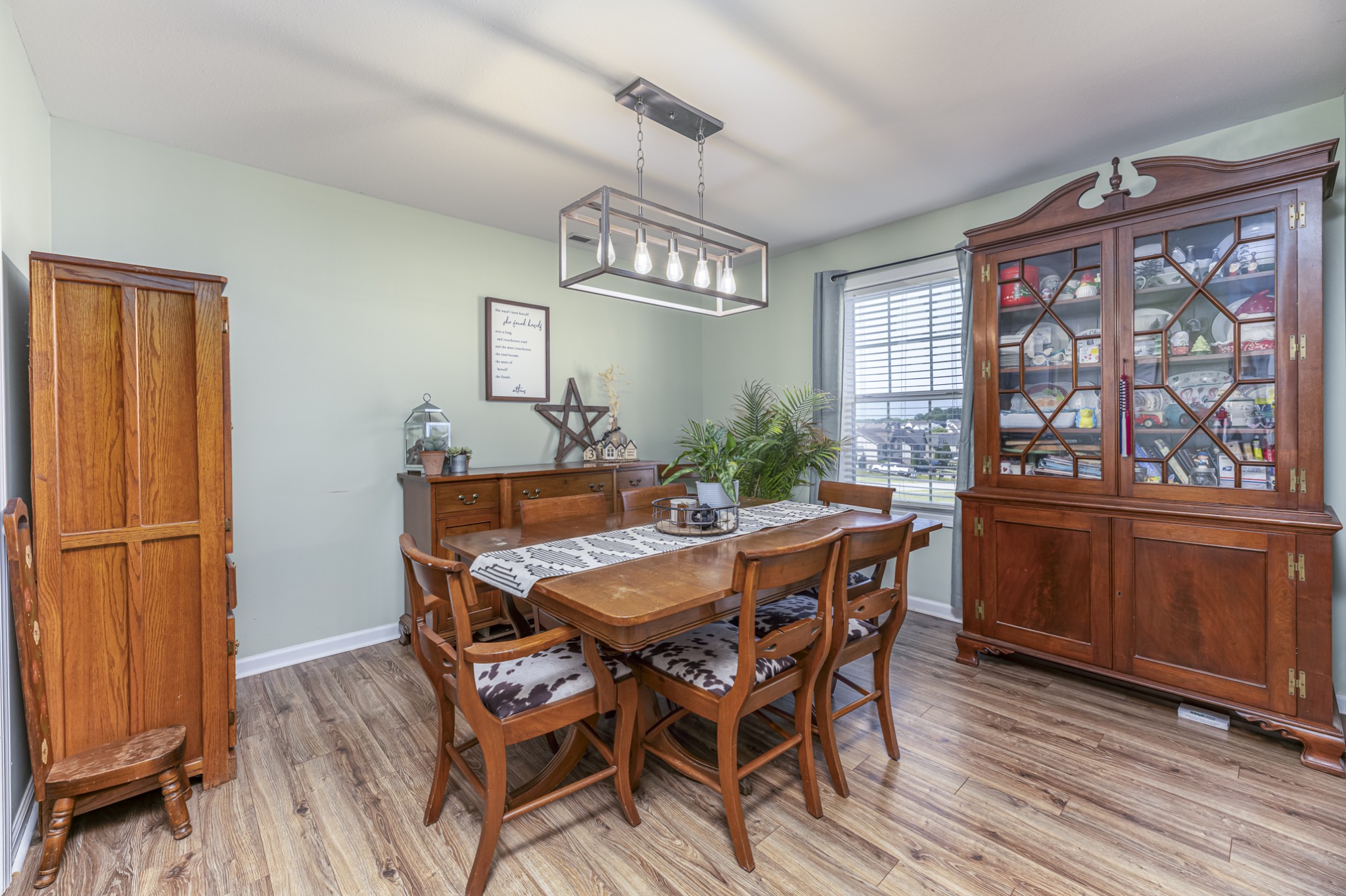 1885 Patton Road Clarksville, TN 37042 - Photo 14 of 34 Formal dining