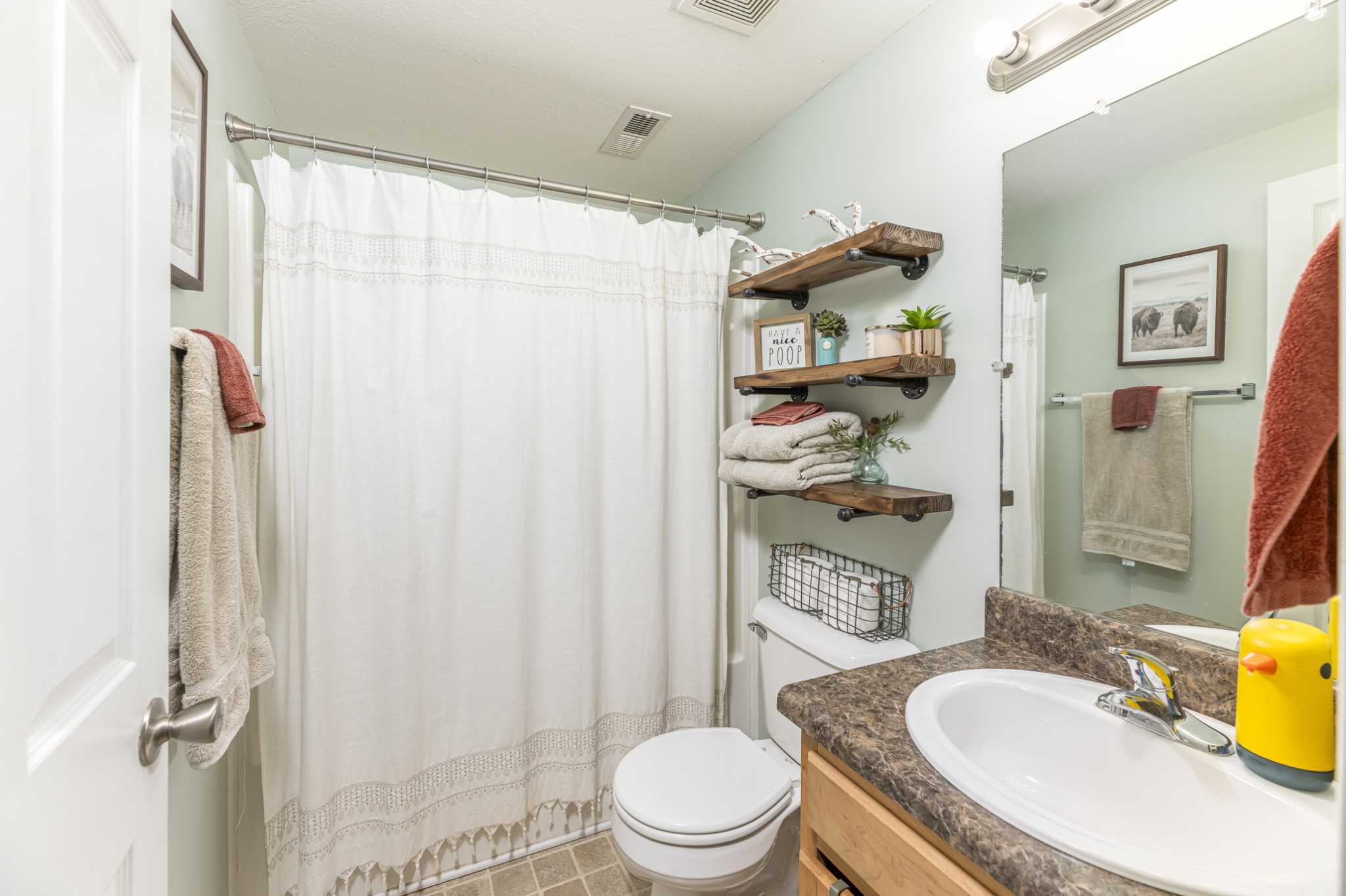 1885 Patton Road Clarksville, TN 37042 - Photo 22 of 34 Basement bath