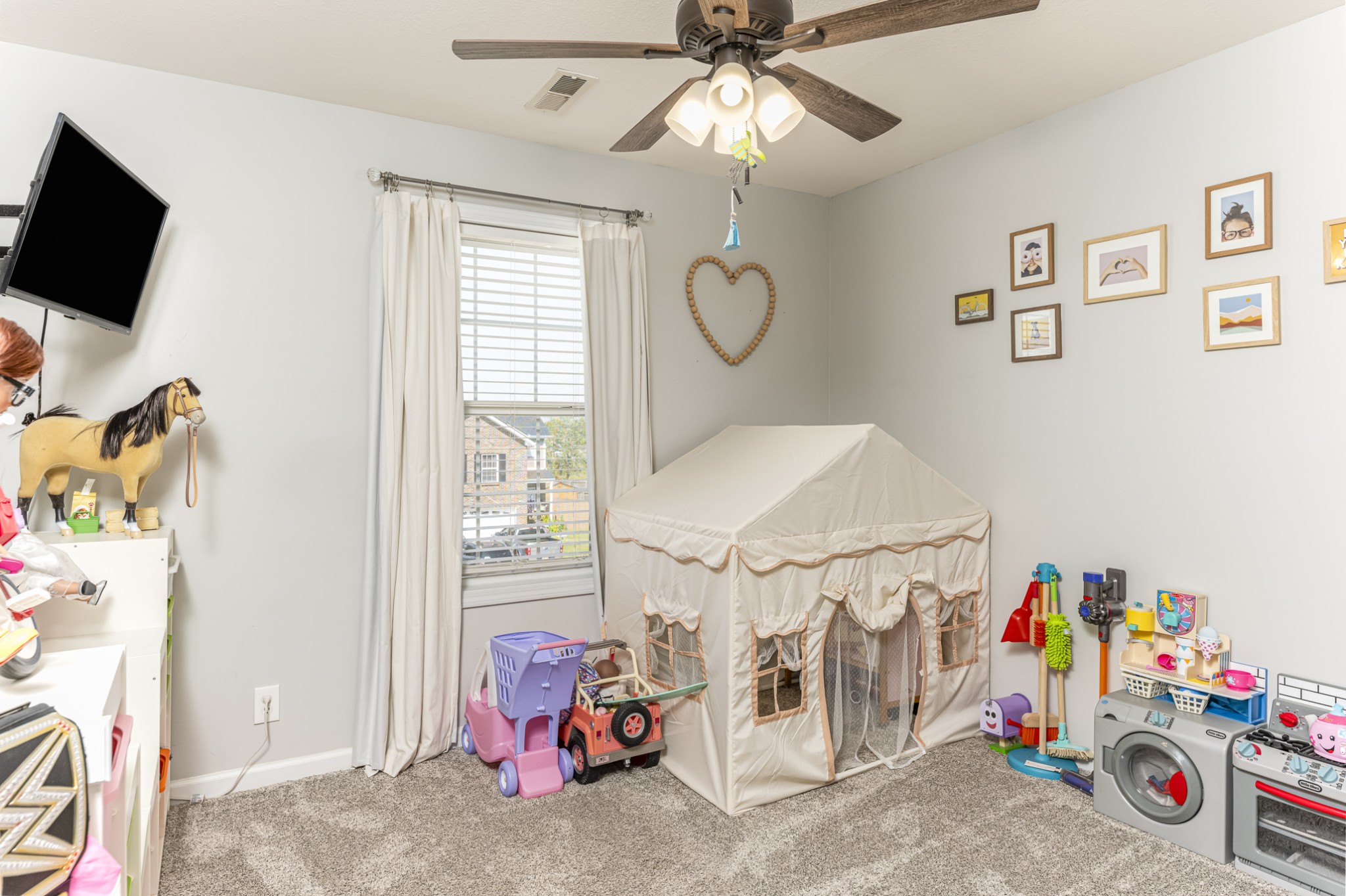 1885 Patton Road Clarksville, TN 37042 - Photo 8 of 34 Bedroom 3