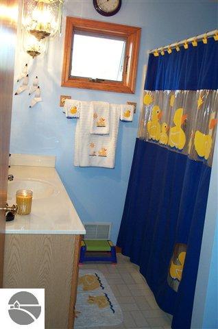 1207 Rasho Road Traverse City, MI 49696 - Photo 15 of 15 1714621-14.JPG