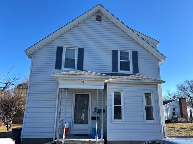 $1,500 | 112 Prospect Street, Unit 2, Somerset, MA 02726