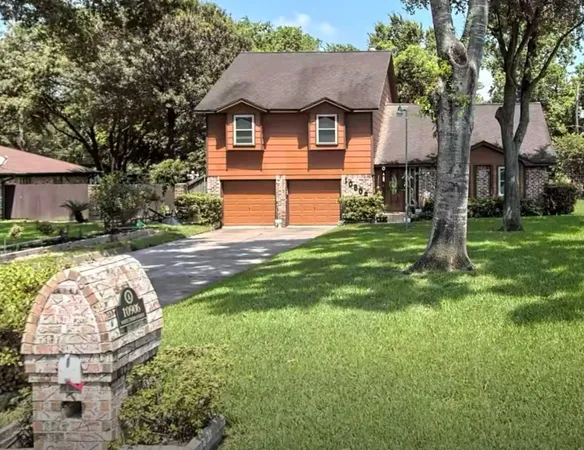 $215,000 | 10906 White Thorn Street, Houston, TX 77016