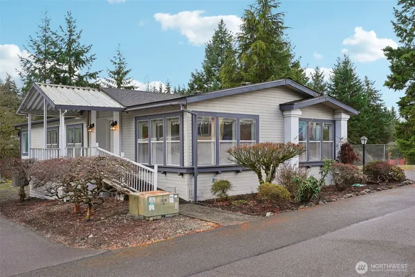 $165,000 | 12314 124th Street East, Unit 17, Puyallup, WA 98374