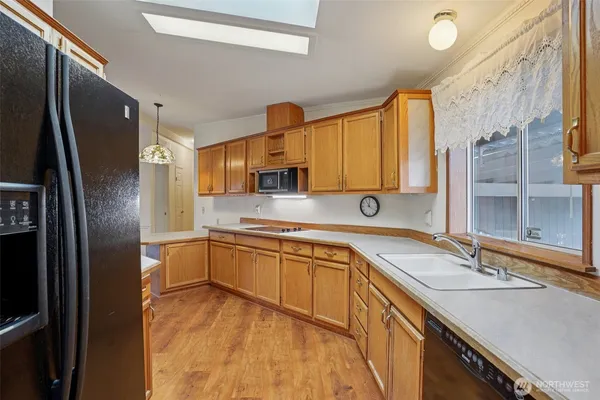 $165,000 | 12314 124th Street East, Unit 17, Puyallup, WA 98374