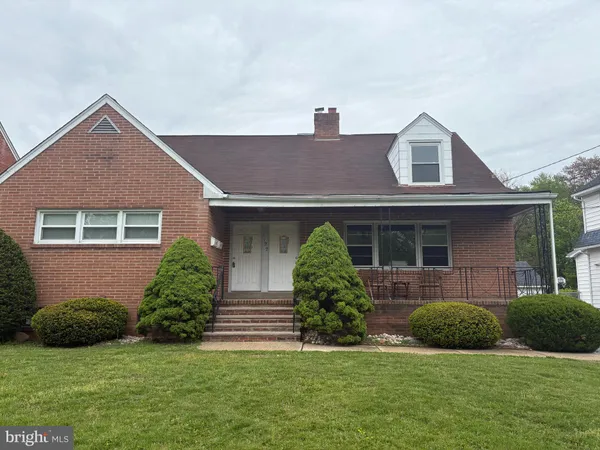 $2,050 | 1192 Parkway Avenue, Unit 2, Ewing, NJ 08628