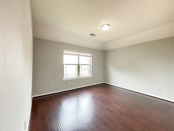 $2,290 | 1323 Maple Ace Drive, Katy, TX 77493