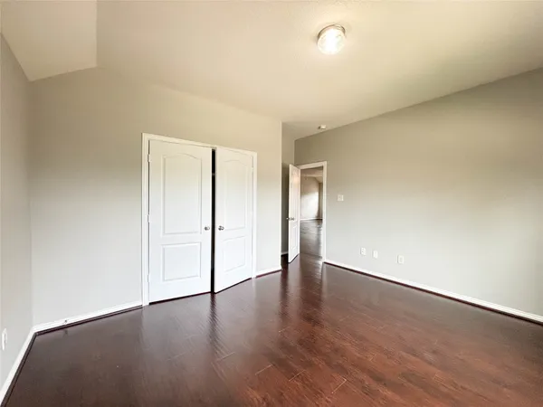 $2,290 | 1323 Maple Ace Drive, Katy, TX 77493