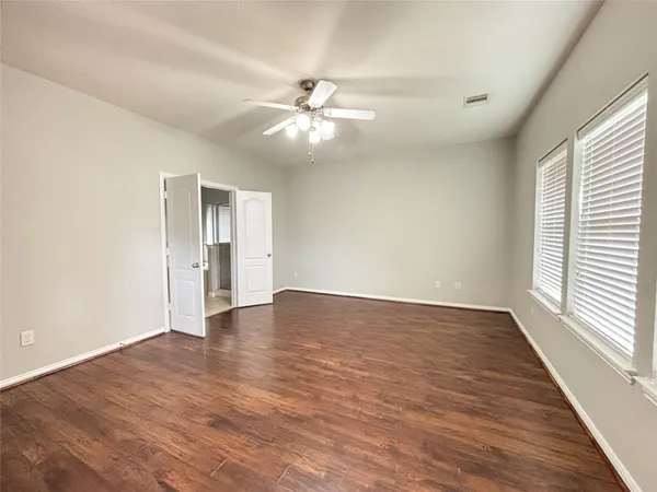 $2,290 | 1323 Maple Ace Drive, Katy, TX 77493