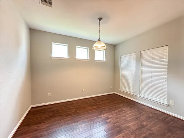 $2,290 | 1323 Maple Ace Drive, Katy, TX 77493