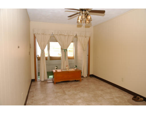 34 Peacedale Road Cumberland, RI 02864 - Photo 9 of 12