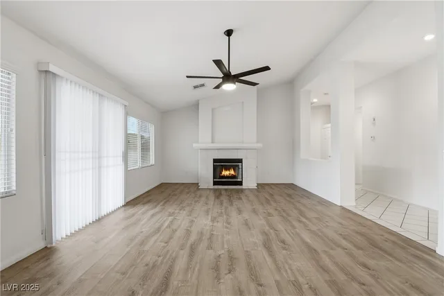 $2,500 | 3608 Connell Street, Las Vegas, NV 89129