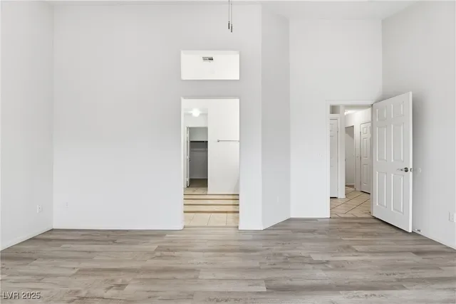 $2,500 | 3608 Connell Street, Las Vegas, NV 89129