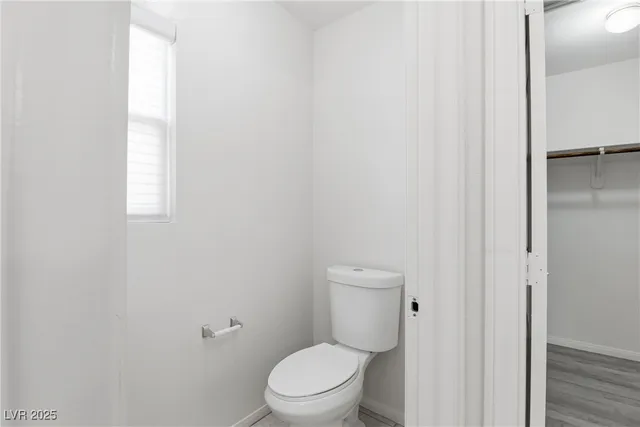 $2,500 | 3608 Connell Street, Las Vegas, NV 89129