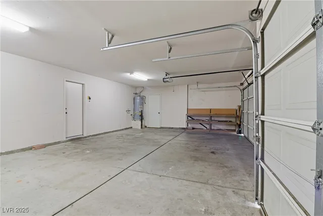 $2,500 | 3608 Connell Street, Las Vegas, NV 89129