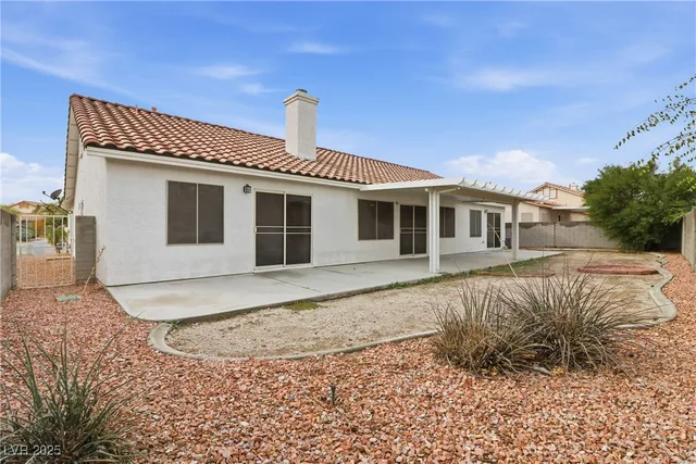 $2,500 | 3608 Connell Street, Las Vegas, NV 89129