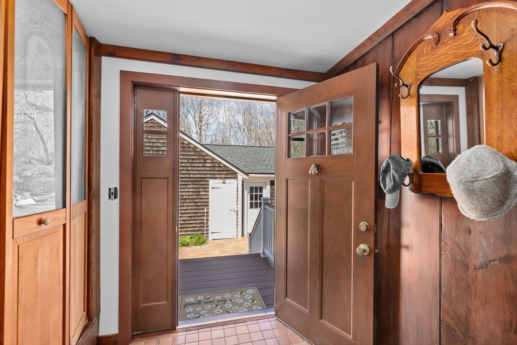 385 Whiting Street Hanover, MA 02339 - Photo 28 of 42