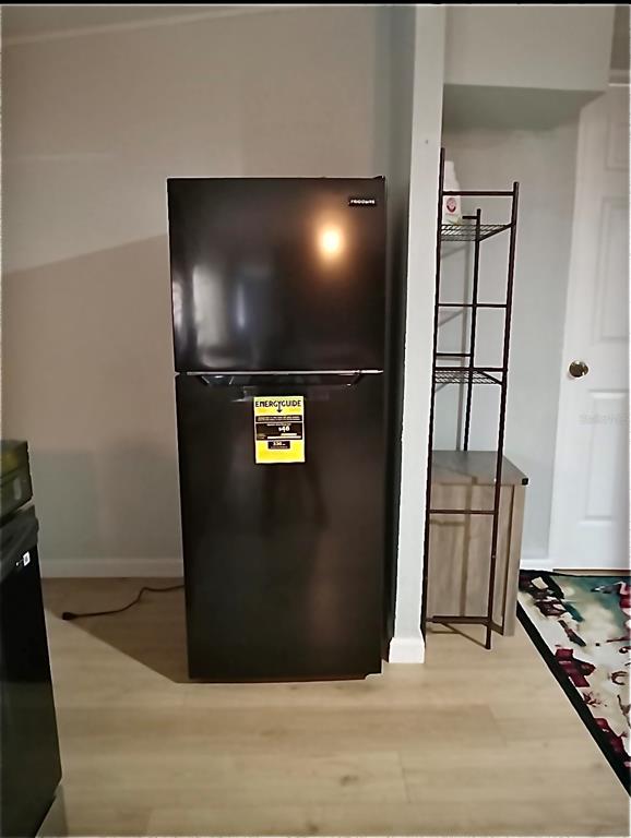 10330 Northeast 90th Street Bronson, FL 32621 - Photo 9 of 31 a view of a livingroom