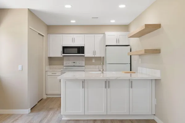 $1,850 | 46869 Highway 74, Unit 1, Palm Desert, CA 92260