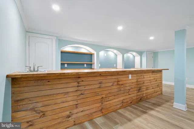 a view of walk in closet