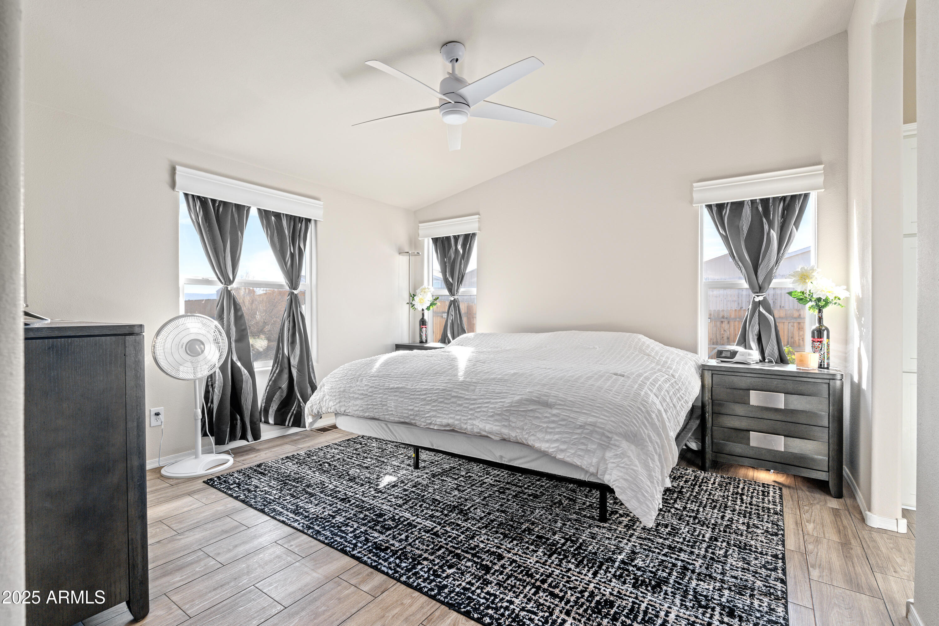 1033 Wheeler Road Camp Verde, AZ 86322 - Photo 15 of 51 a bedroom with a bed and a window