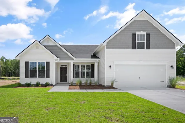 $377,650 | 200 Daniel Trent Way, Kingsland, GA 31548