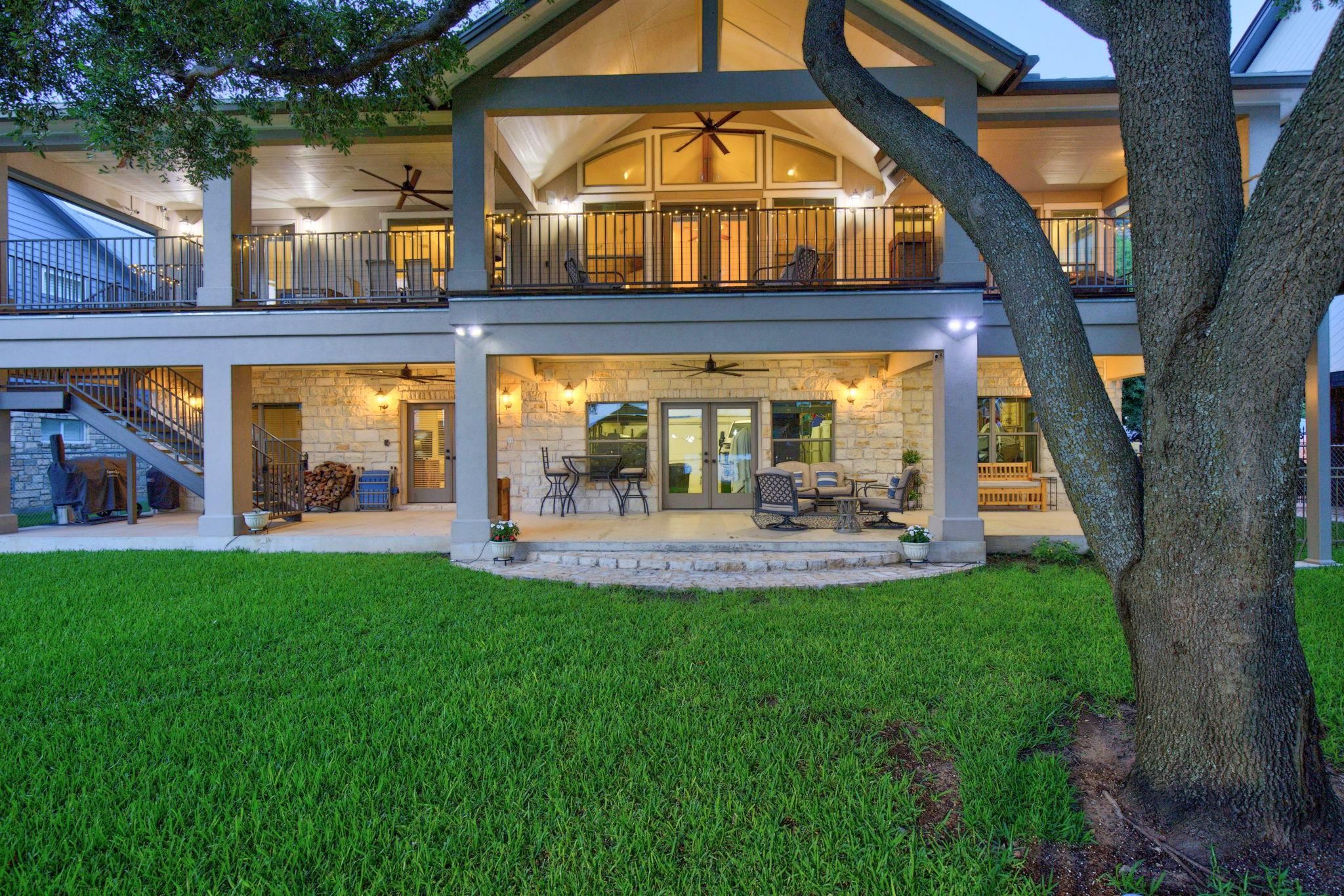814 Scenic Loop Kingsland, TX 78639 - Photo 2 of 45