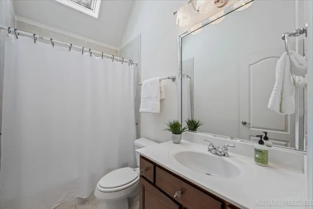 $889,900 | 2441 Bird Lane, Batavia, IL 60510