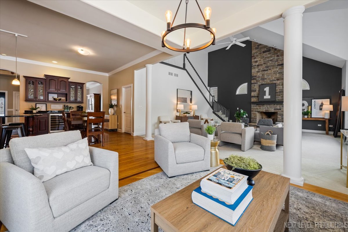 2441 Bird Lane Batavia, IL 60510 - Photo 4 of 43