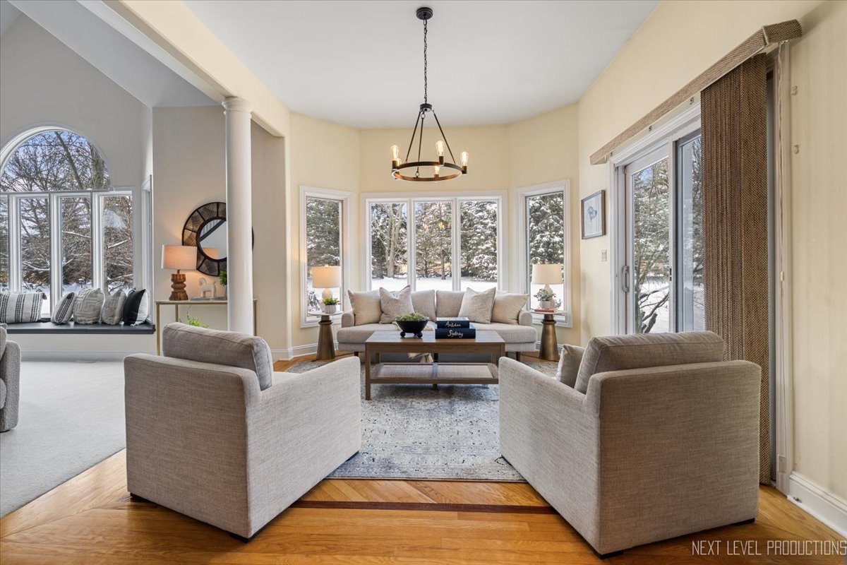 2441 Bird Lane Batavia, IL 60510 - Photo 5 of 43