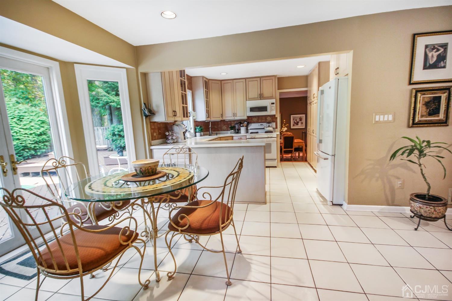 37 Boston Post Road East Brunswick, NJ 08816 - Photo 16 of 35 Gallery Image 16