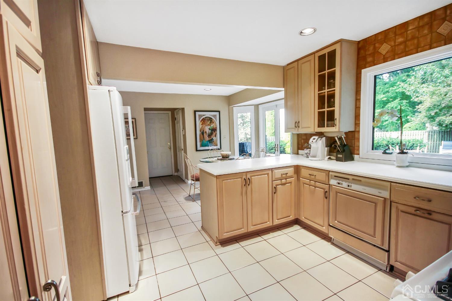 37 Boston Post Road East Brunswick, NJ 08816 - Photo 17 of 35 Gallery Image 17