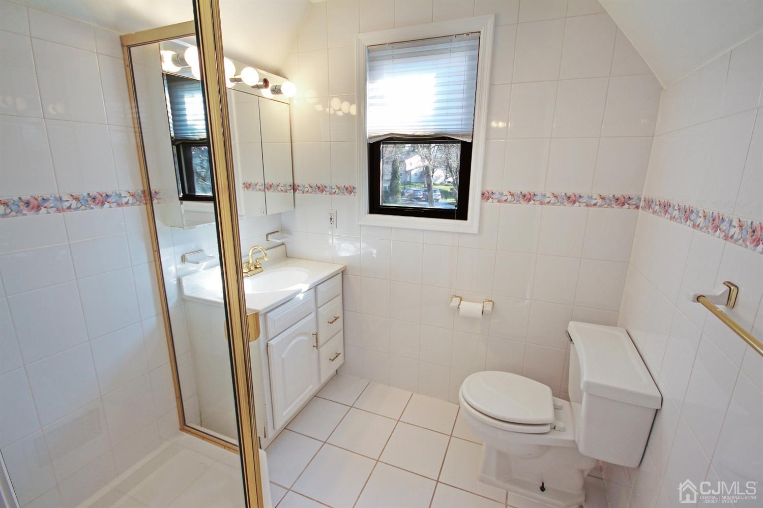 37 Boston Post Road East Brunswick, NJ 08816 - Photo 28 of 35 Full Bath for Original Master Bedroom