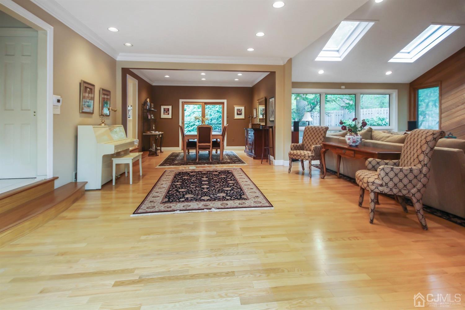 37 Boston Post Road East Brunswick, NJ 08816 - Photo 6 of 35 Gallery Image 6