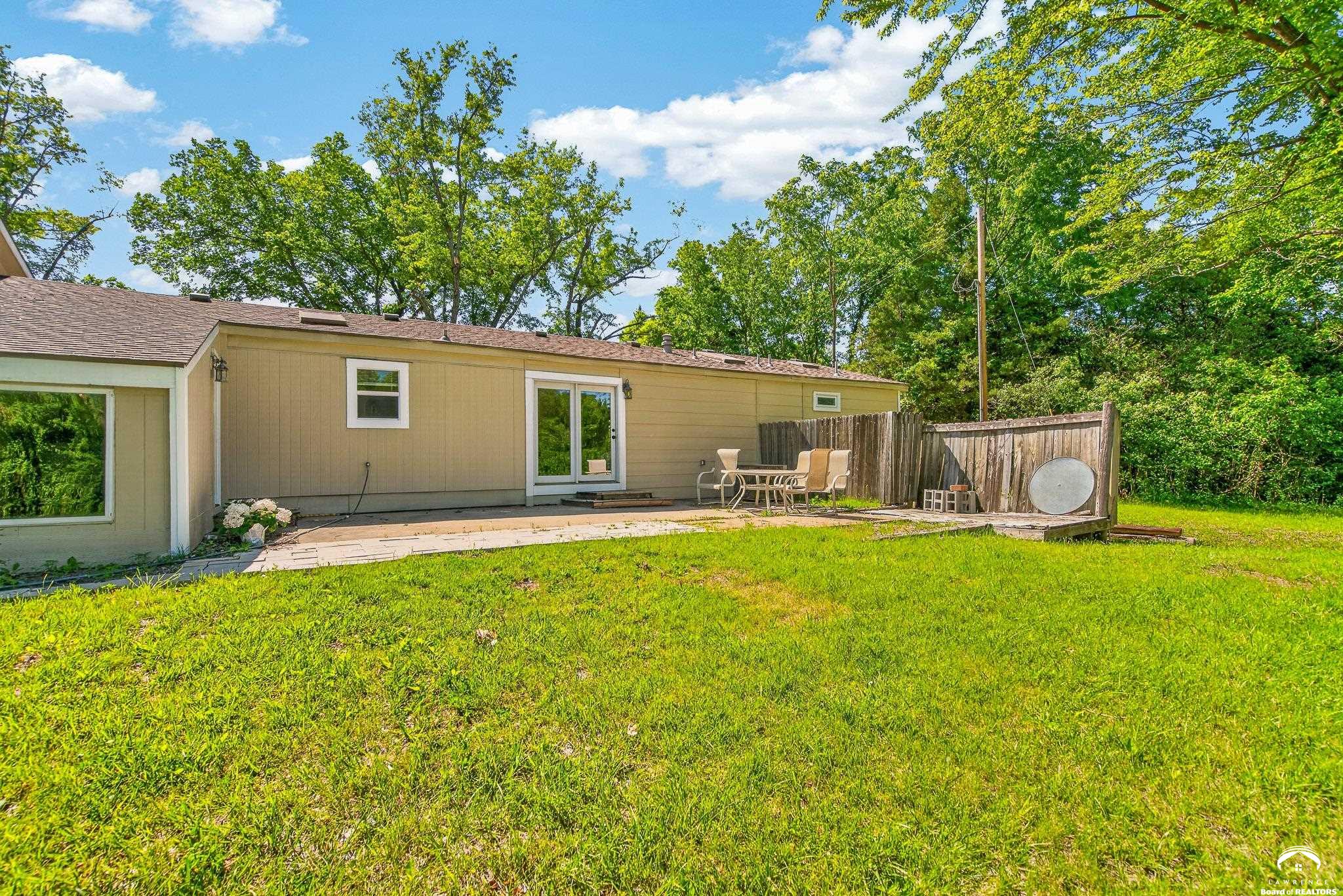 1644 East 800 Road Lawrence, KS 66049 - Photo 49 of 62