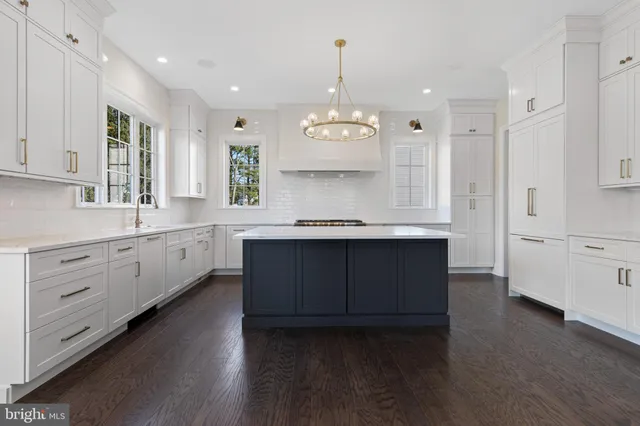 $1,590,000 | 1010 Hershey Mill Road, West Chester, PA 19380