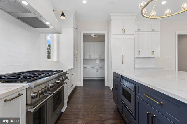 $1,590,000 | 1010 Hershey Mill Road, West Chester, PA 19380