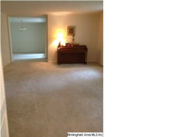 995 Maple Lane Jacksonville, AL 36265 - Photo 6 of 14
