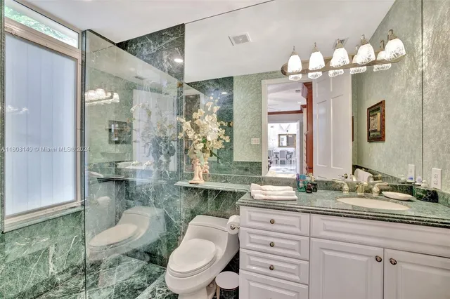 $5,900,000 | 623 Riviera Isle Drive, Fort Lauderdale, FL 33301