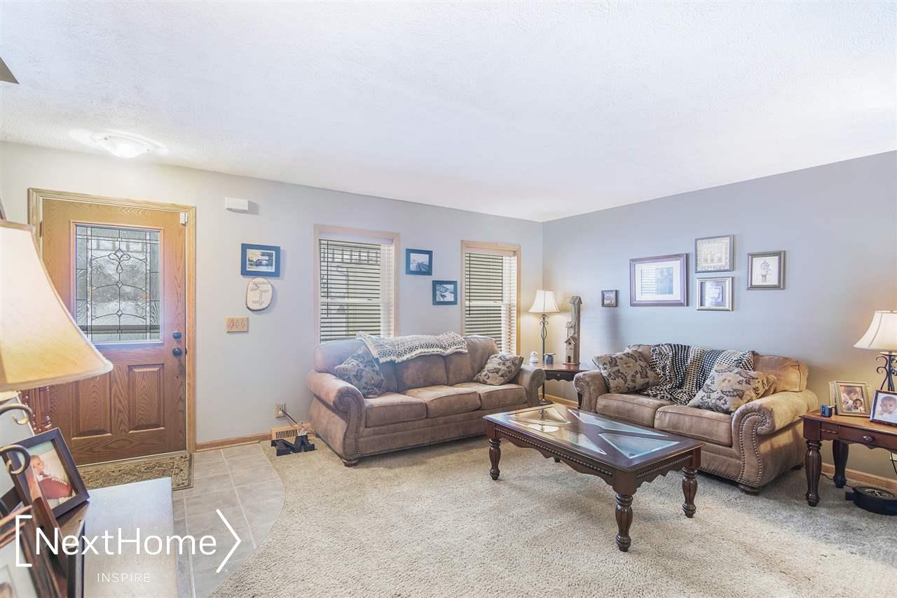 6095 North Webster Road Flint, MI 48504 - Photo 3 of 50