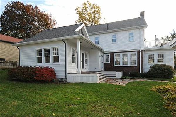 17 Llewellyn Road Newton, MA 02465 - Photo 8 of 15