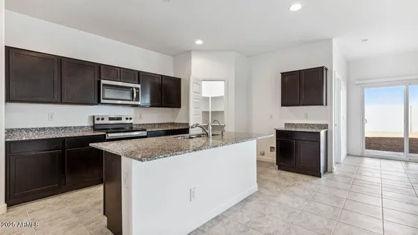 $390,450 | 11858 East Lupine Lane, Florence, AZ 85132
