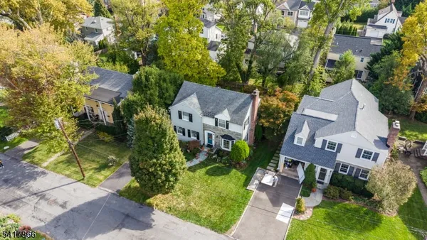 $1,100,000 | 8 Claremont Drive, Short Hills, NJ 07078