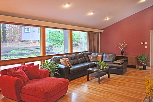 46 Emerson Road Winchester, MA 01890 - Photo 4 of 20 Gallery Image 4