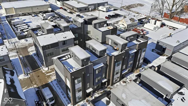 $2,350 | 1312 Colere Place, Indianapolis, IN 46203