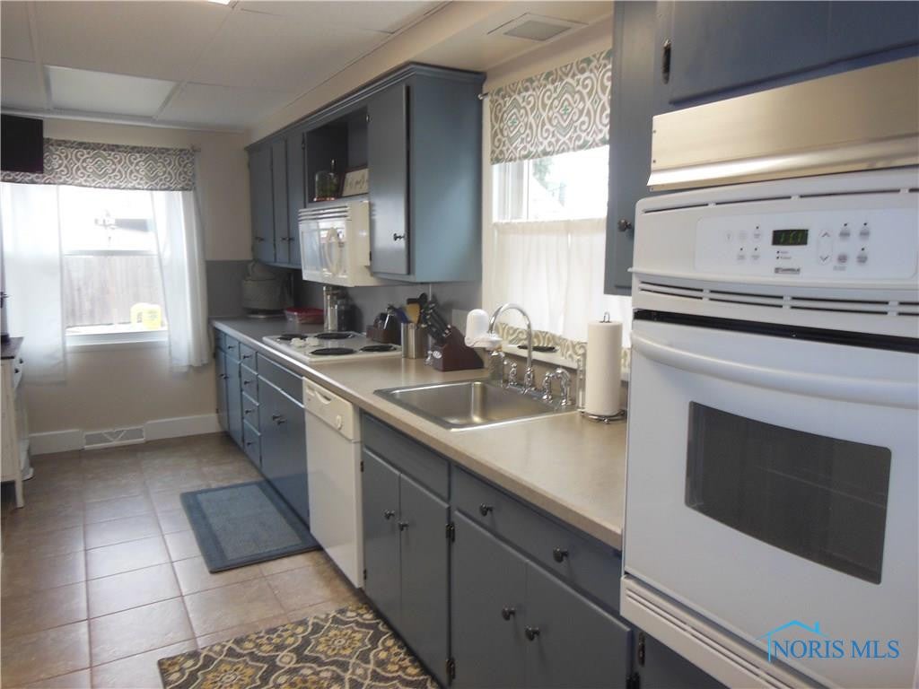 4519 Ruxton Road Toledo, OH 43612 - Photo 10 of 25 Gallery Image 10