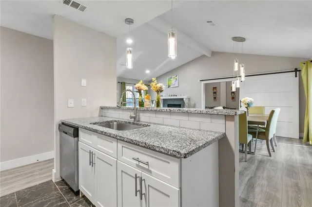 $2,400 | 494 Plainville Drive Southwest, Atlanta, GA 30331