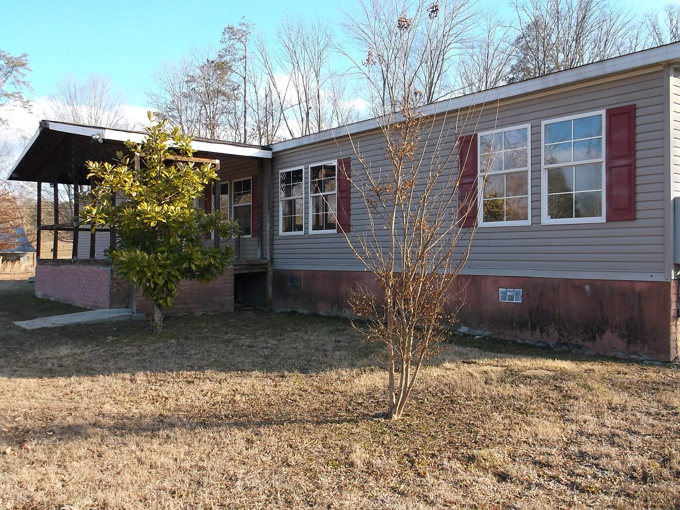 1504 Osborne Road Knoxville, TN 37914 - Photo 2 of 13 1504 Osborne After Trash out 004