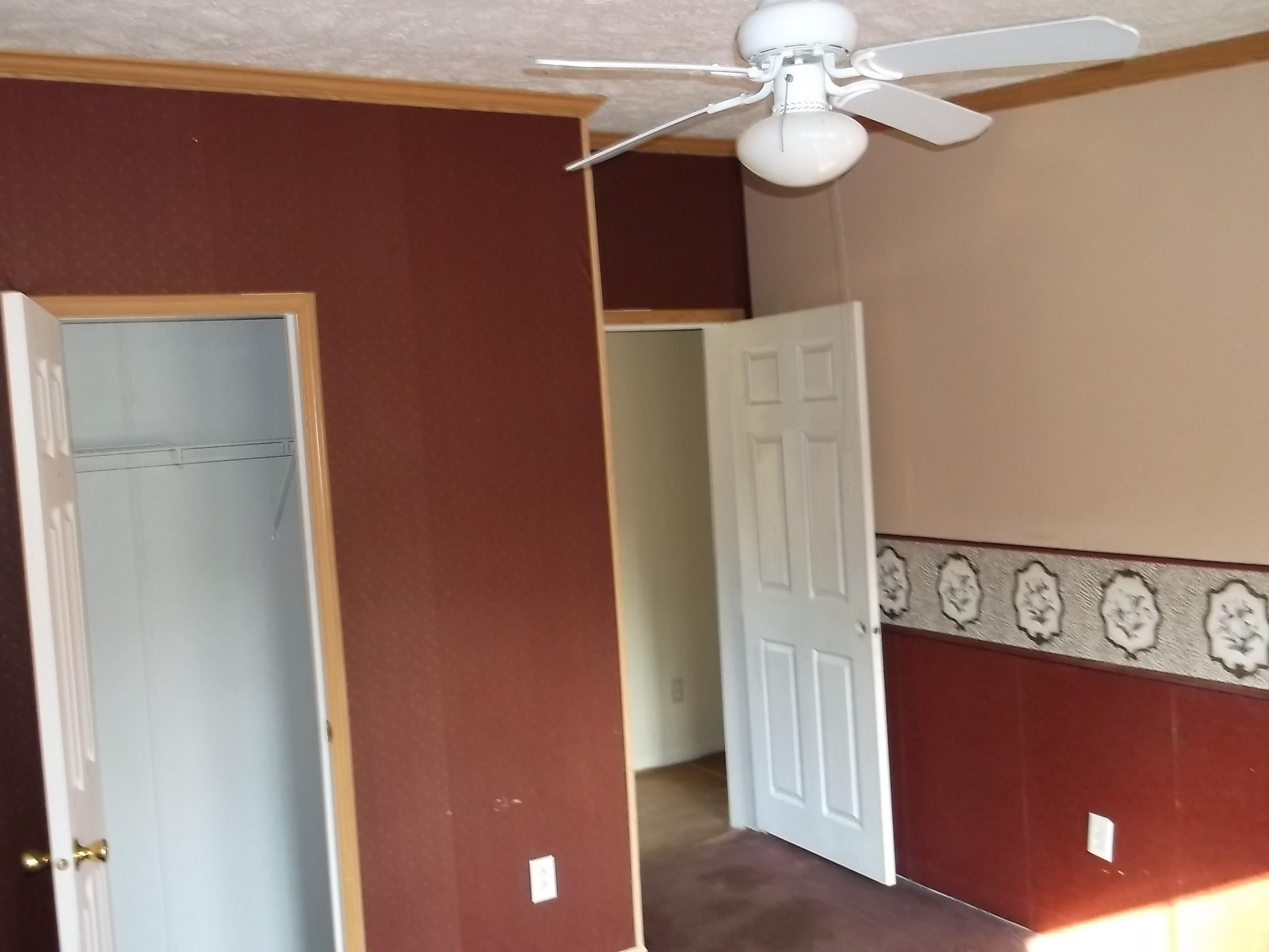 1504 Osborne Road Knoxville, TN 37914 - Photo 10 of 13 1504 Osborne After Trash out 015