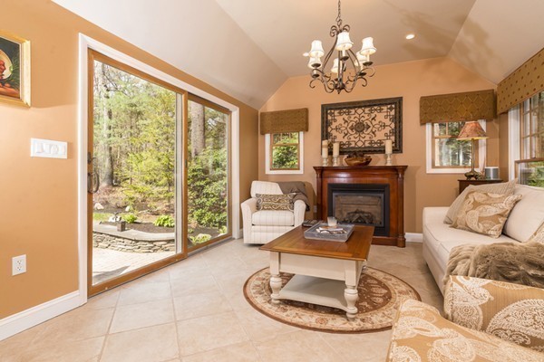 33 Towne Road Boxford, MA 01921 - Photo 7 of 30 Gallery Image 7