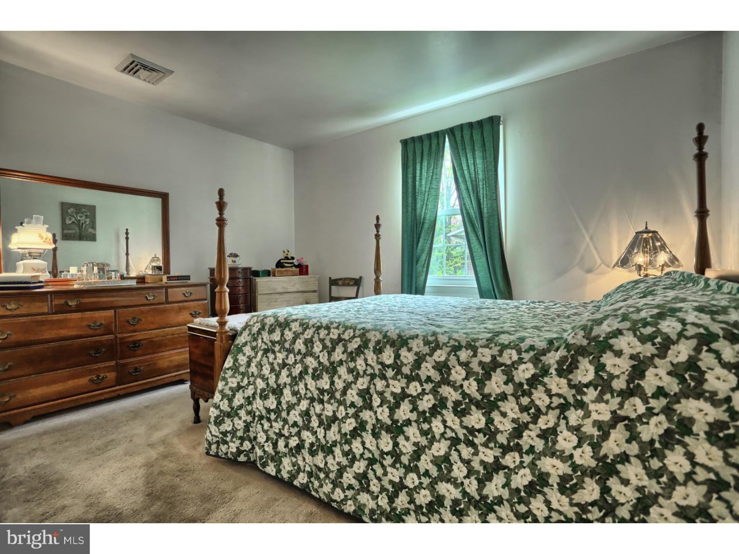 1609 Meadowlark Road Wyomissing, PA 19610 - Photo 12 of 22 Gallery Image 12